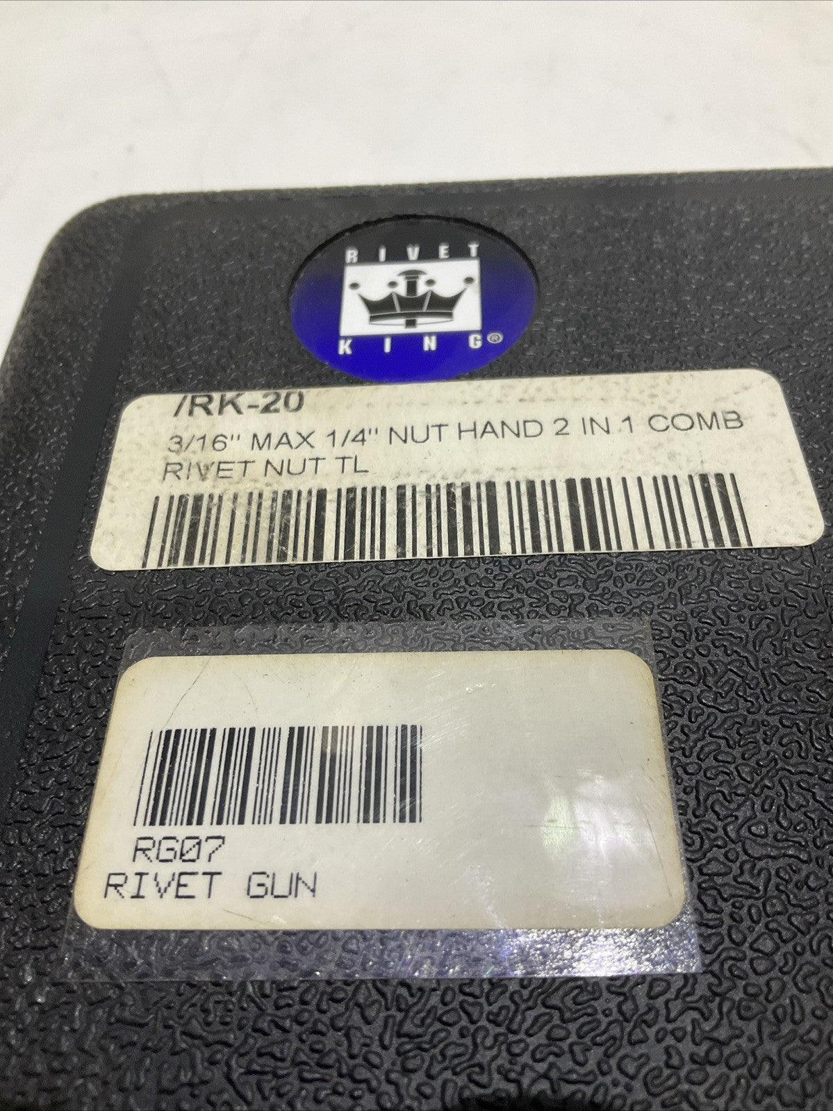 RIVET KING RK-20 RIVET GUN 3/16 IN MAX 1/4 IN NUT HAND 2 IN 1 COMB RIVET NUT T2M