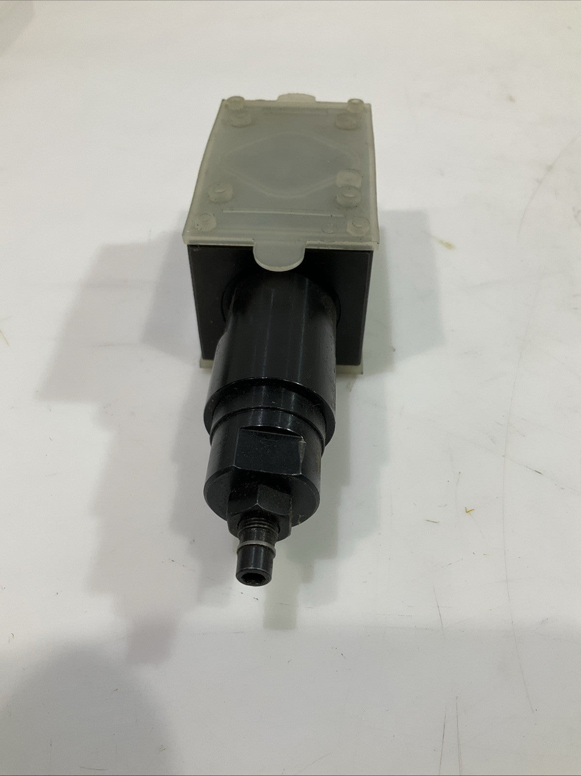 EATON-VICKERS  DGMC-3-PT-CW-41  HYDRAULIC RELIEF  VALVE  T2M