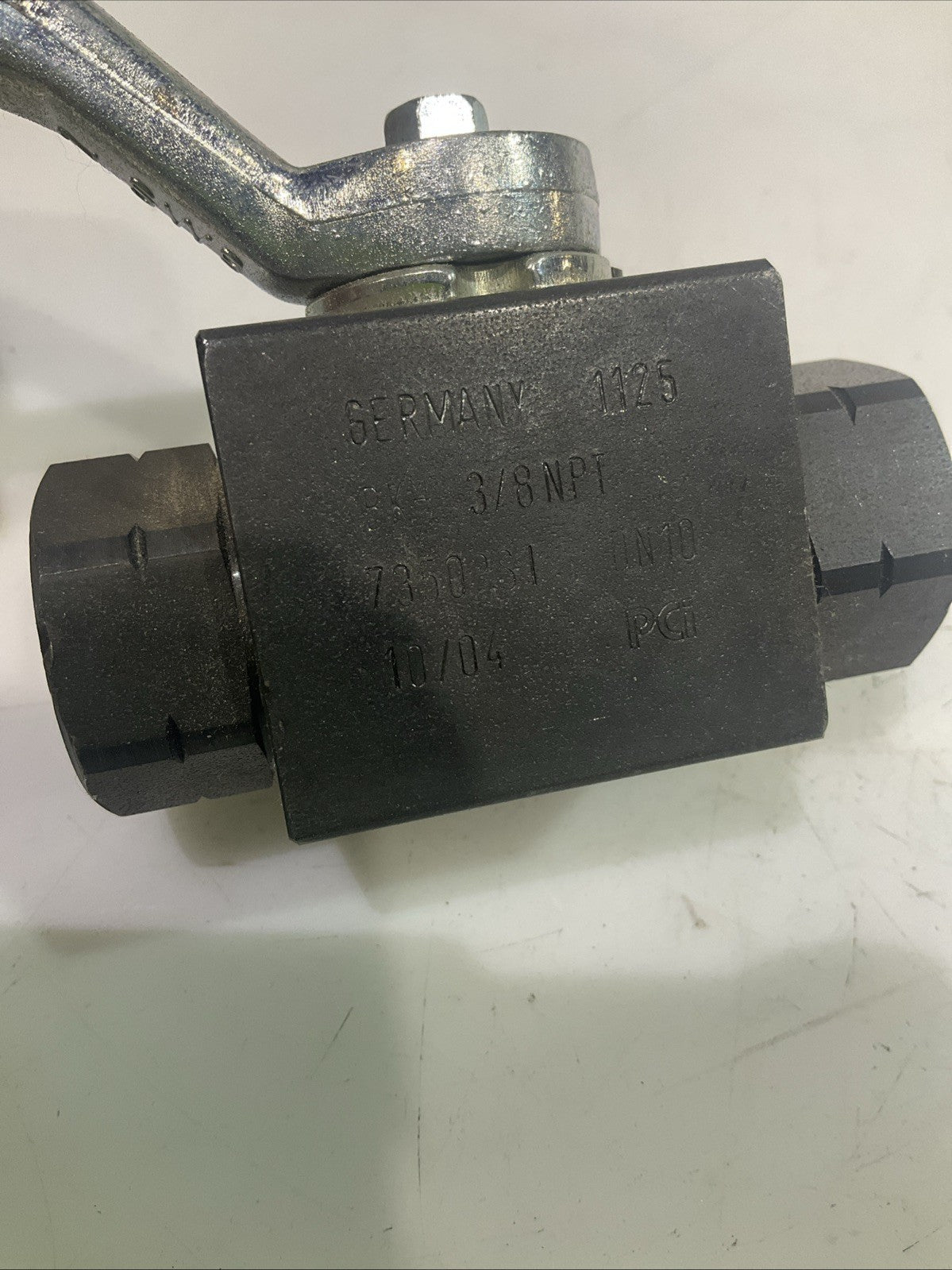 GERMANY  7350SIDN10 1125 3/8NPT  HIGH PRESSURE VALVE FLANGE LOT OF 4   T2M