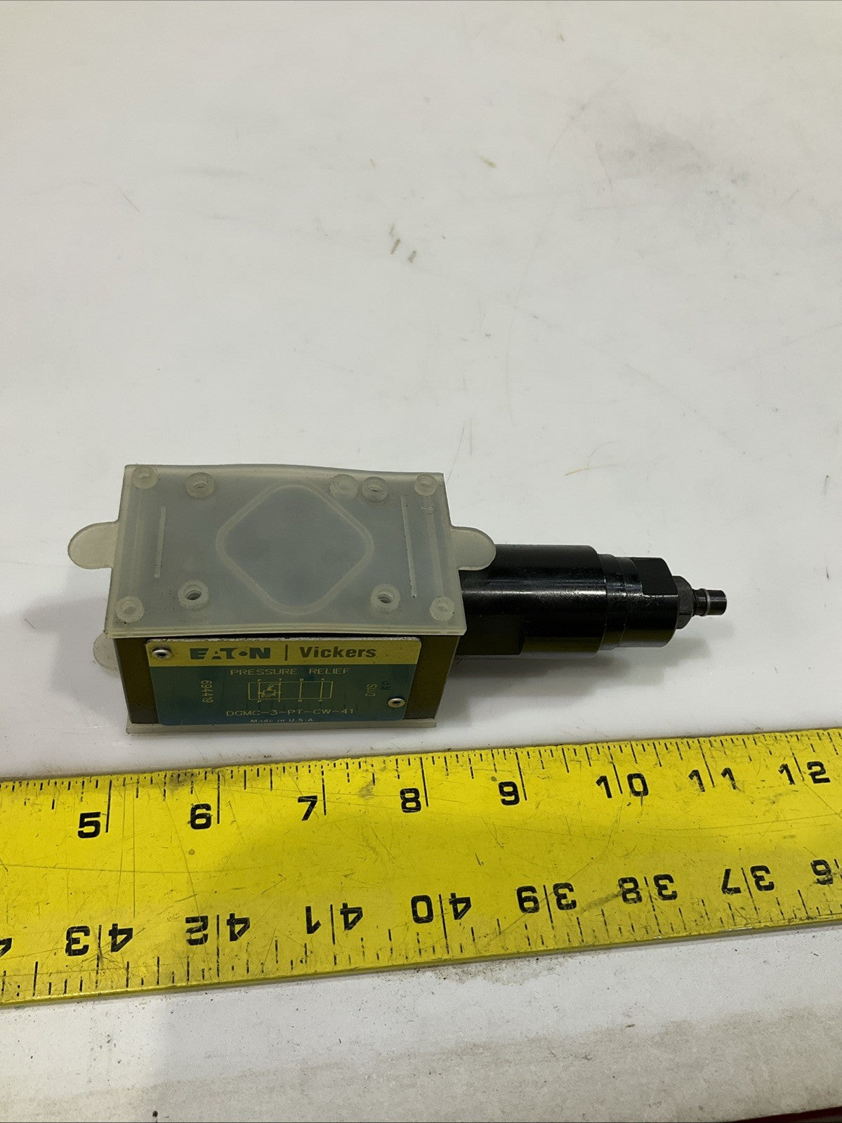 EATON-VICKERS  DGMC-3-PT-CW-41  HYDRAULIC RELIEF  VALVE  T2M