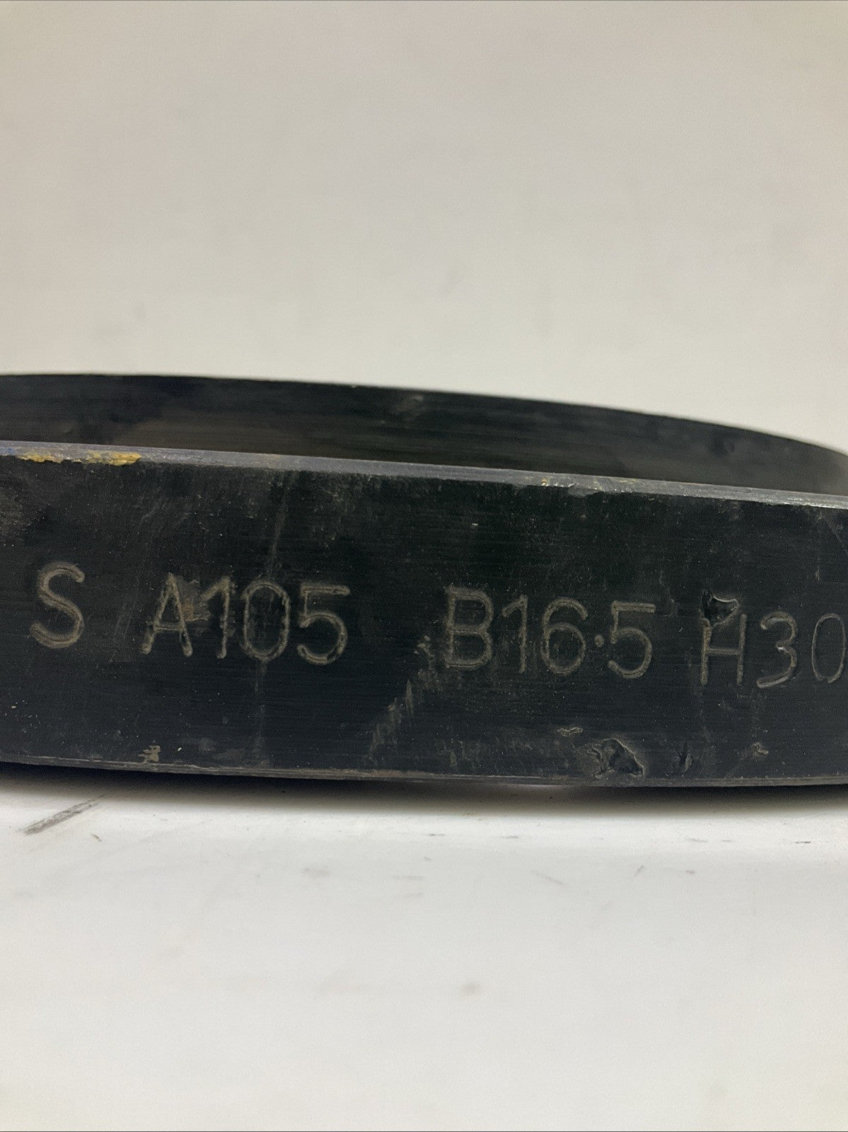 INDIA-RNG  8-150 SA105B165 H3006 CARBON  STEEL FLANGE  T2M
