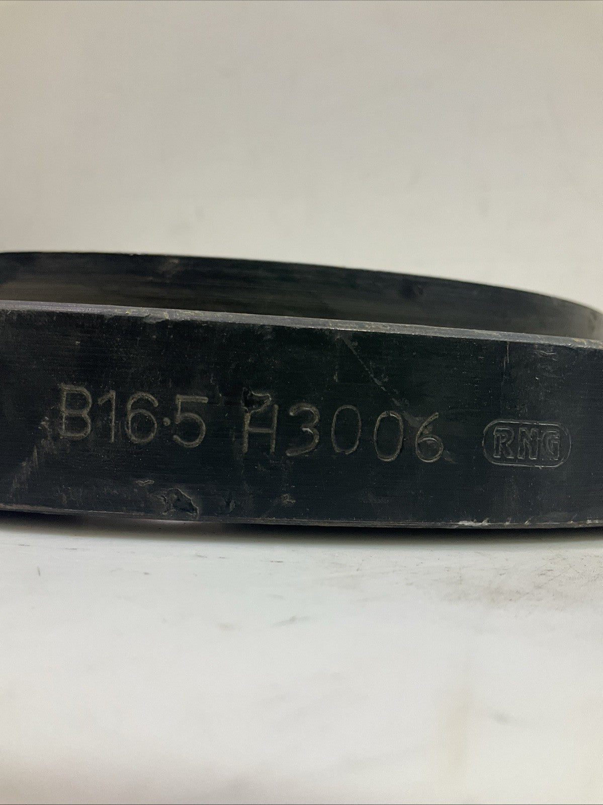 INDIA-RNG  8-150 SA105B165 H3006 CARBON  STEEL FLANGE  T2M