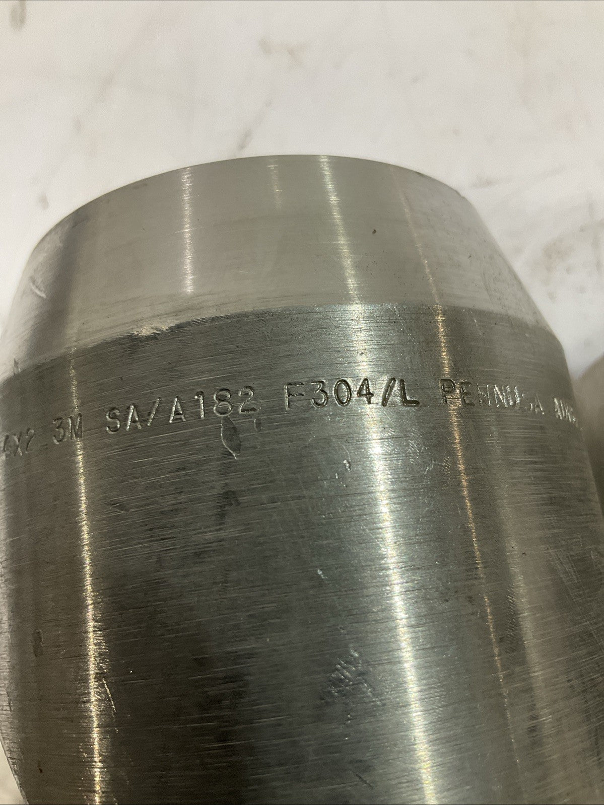PENNUSA SA/A182F304/L  5= 4X2 3M  FORGED SOCKET  WELD FITTING TUBE LOT OF 2  T2M