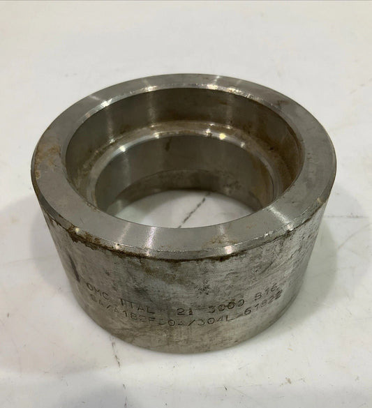 OMC ITALY  21-3000B16 SA/A182F304/304L 61822  COUPLING FITING VALVE   T2M