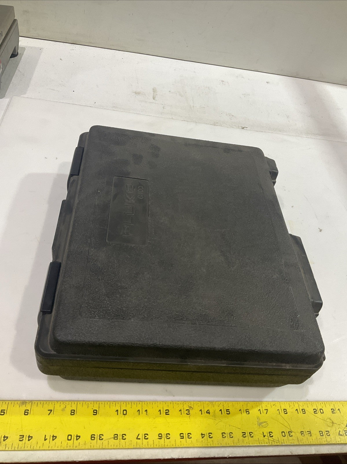 FLUKE  724  TEMPERATURE CALIBRATOR  PROCESSOR T2M