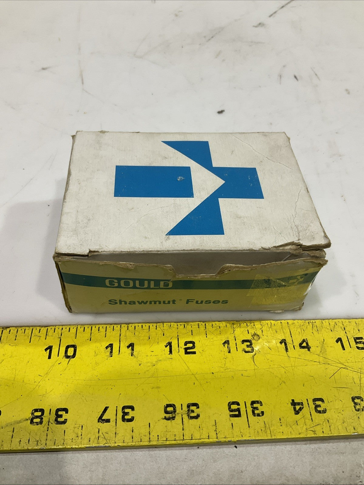 GOULD SHAWMUT  RF50  TIME DELAY RENEWABLE FUSE CLASS  H 250VAC  LOT OF 5 Y2M