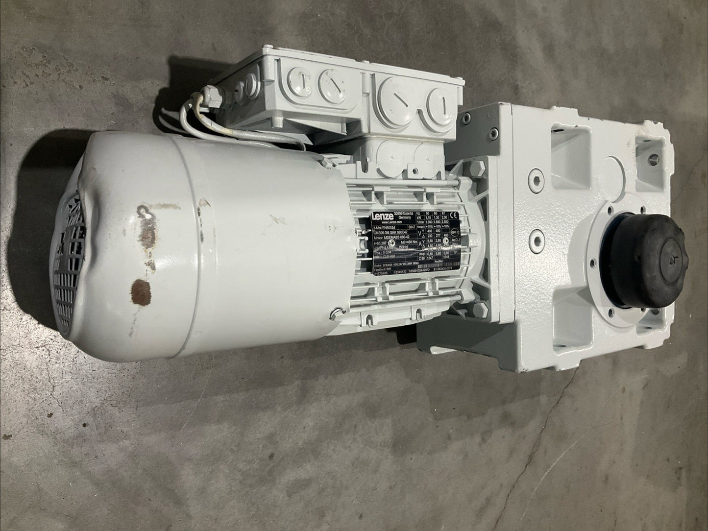 LENZE  EN60034 GKS06-3M SAR 080C42  MDEMABS 0847  GEAR  MOTOR  V2M