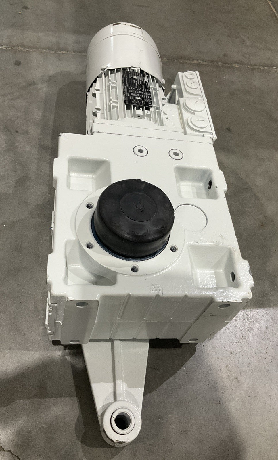 LENZE  EN60034 GKS06-3M SAR 080C42  MDEMABS 0847  GEAR  MOTOR  V2M