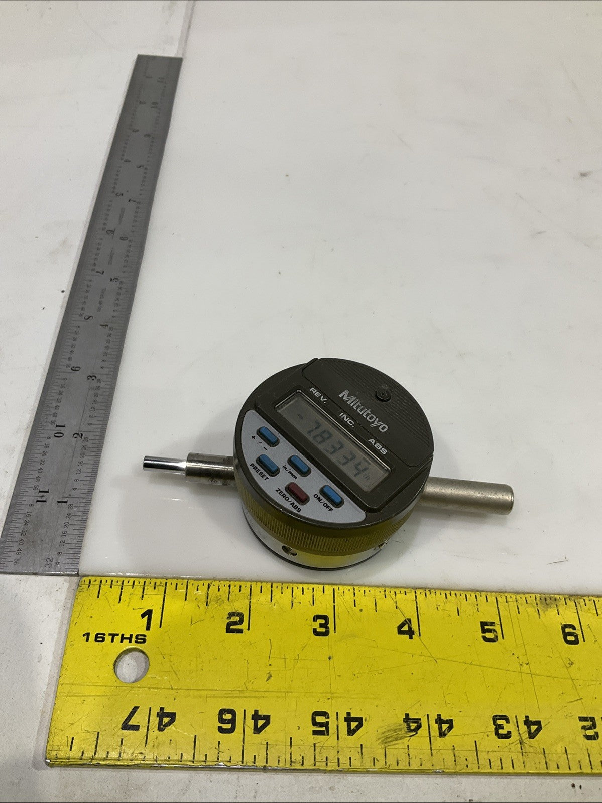 MITUTOYO 543-182B IDC-112MTEB DIAL  INDICATOR 0.0001IN 0-.5IN Y2M