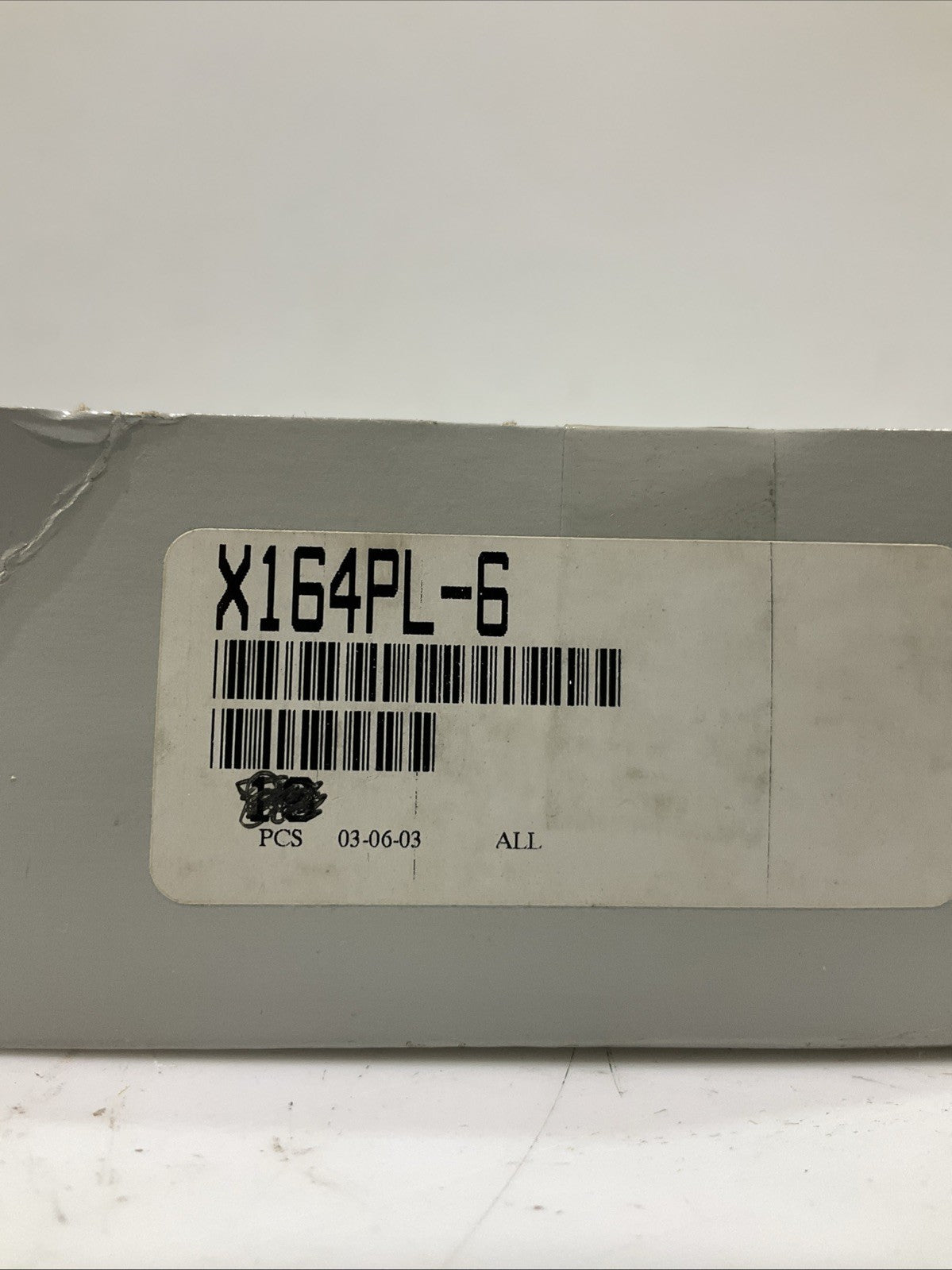 PARKER   X164PL-6  FLUID CONNECTOR  LOT OF 4 T2M