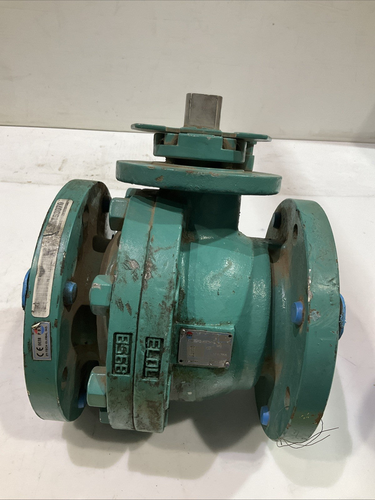 PBV-USA  C-8410-31-2250-FT-ML2  BALL VALVE  SIZE 4  V2M
