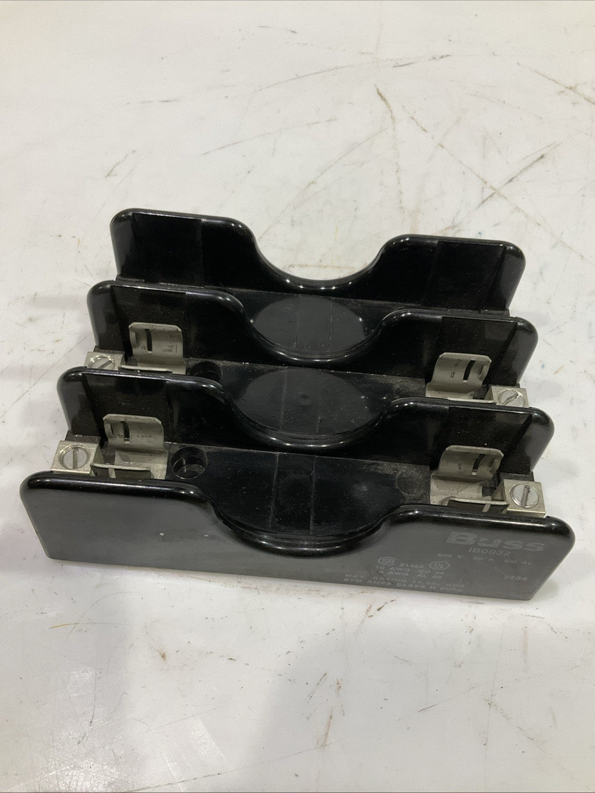 BUSS   IB0032  600V 30A  FUSE  HOLDER  T2M