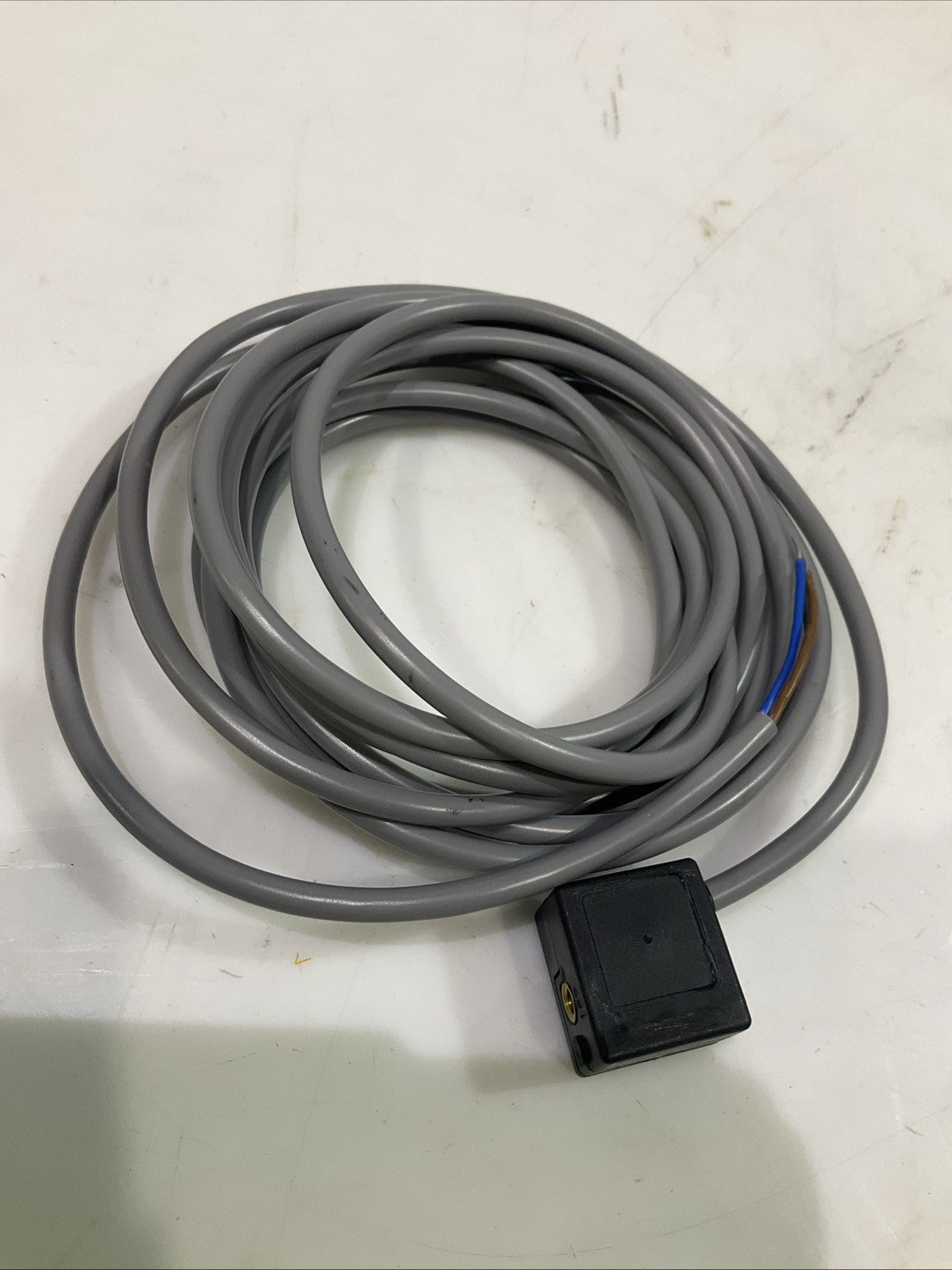 BOSCH  0830100365  MAGNETIC SENSOR  PLATINUM INTERNATIONAL  T2M