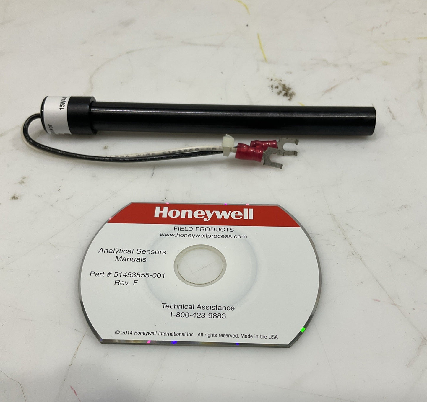 HONEYWELL 31022289-501 TEMPERATURE SENSOR 002-00479 555