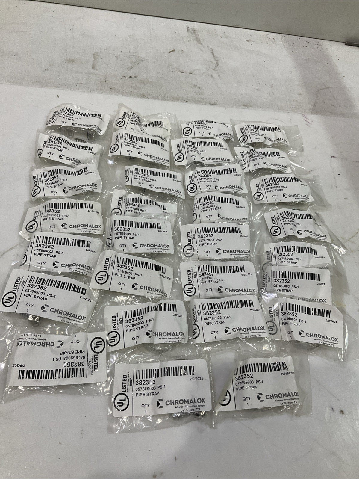 CHROMALOX  800Y 382352 057869003 PS-1 PIPE CLAMP STRAP  LOT OF 30  678