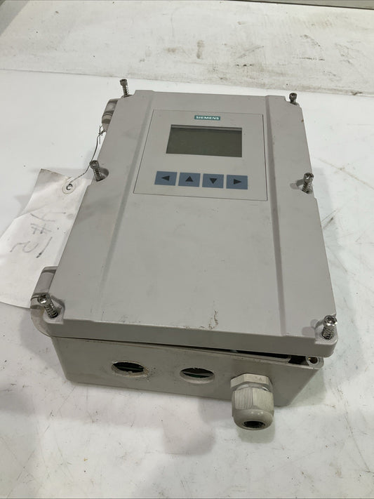 SIEMENS  SIRA  MC050057  ULTRASONIC LEVEL CONTROLLER  BOX  K2M