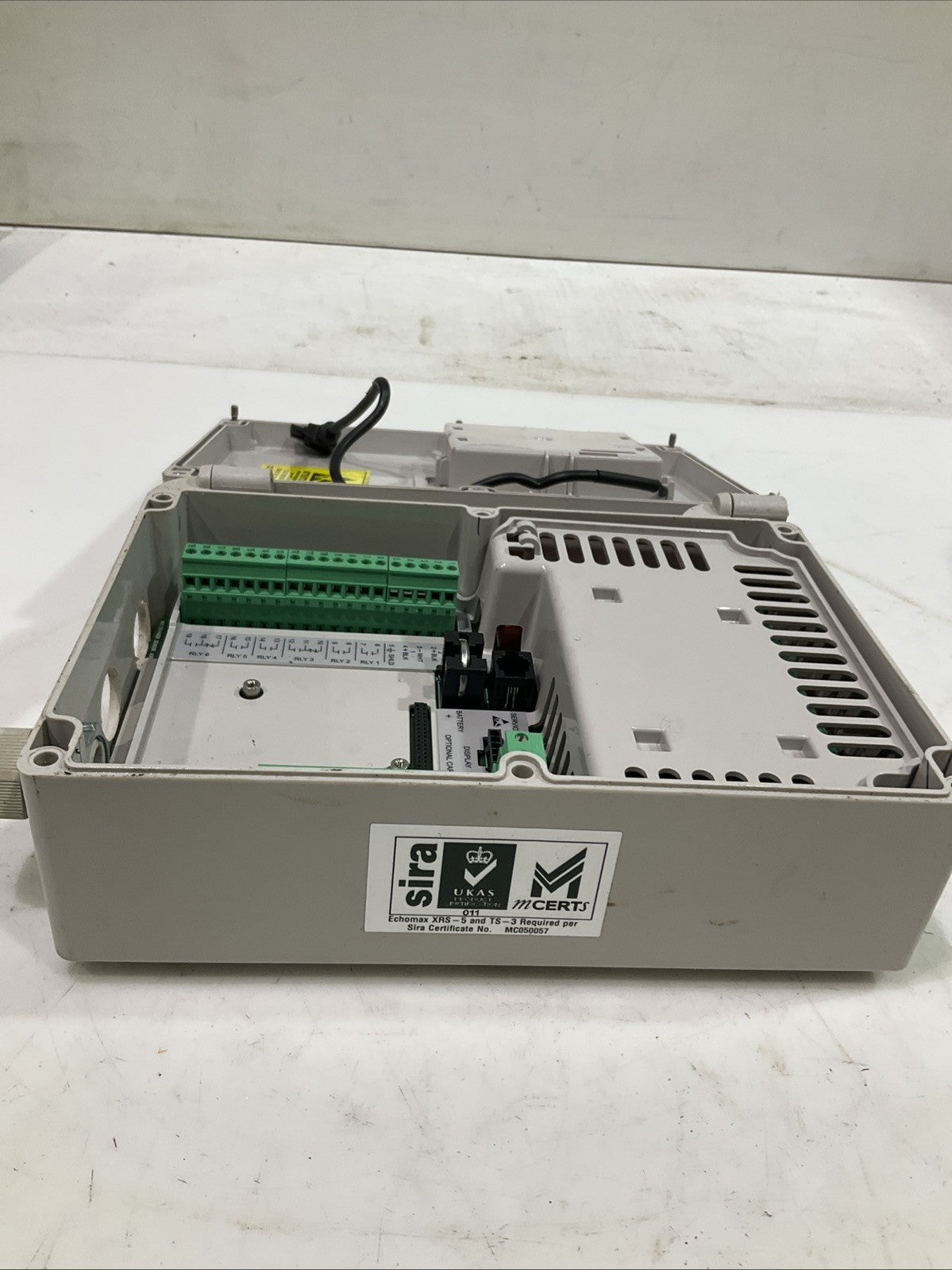 SIEMENS  SIRA  MC050057  ULTRASONIC LEVEL CONTROLLER  BOX  K2M