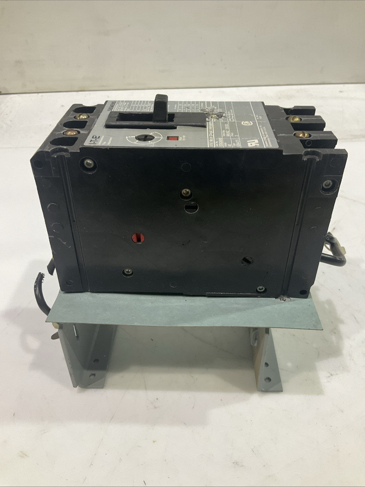 SIEMENS I.T.E   ED63A040 MOTOR CIRCUIT BREAKER  INTERRUPTER   F2M