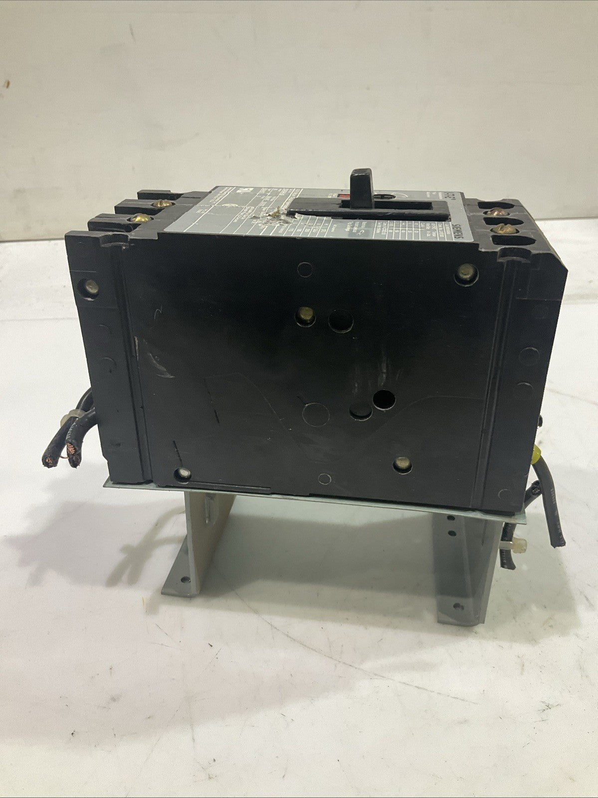 SIEMENS I.T.E   ED63A040 MOTOR CIRCUIT BREAKER  INTERRUPTER   F2M