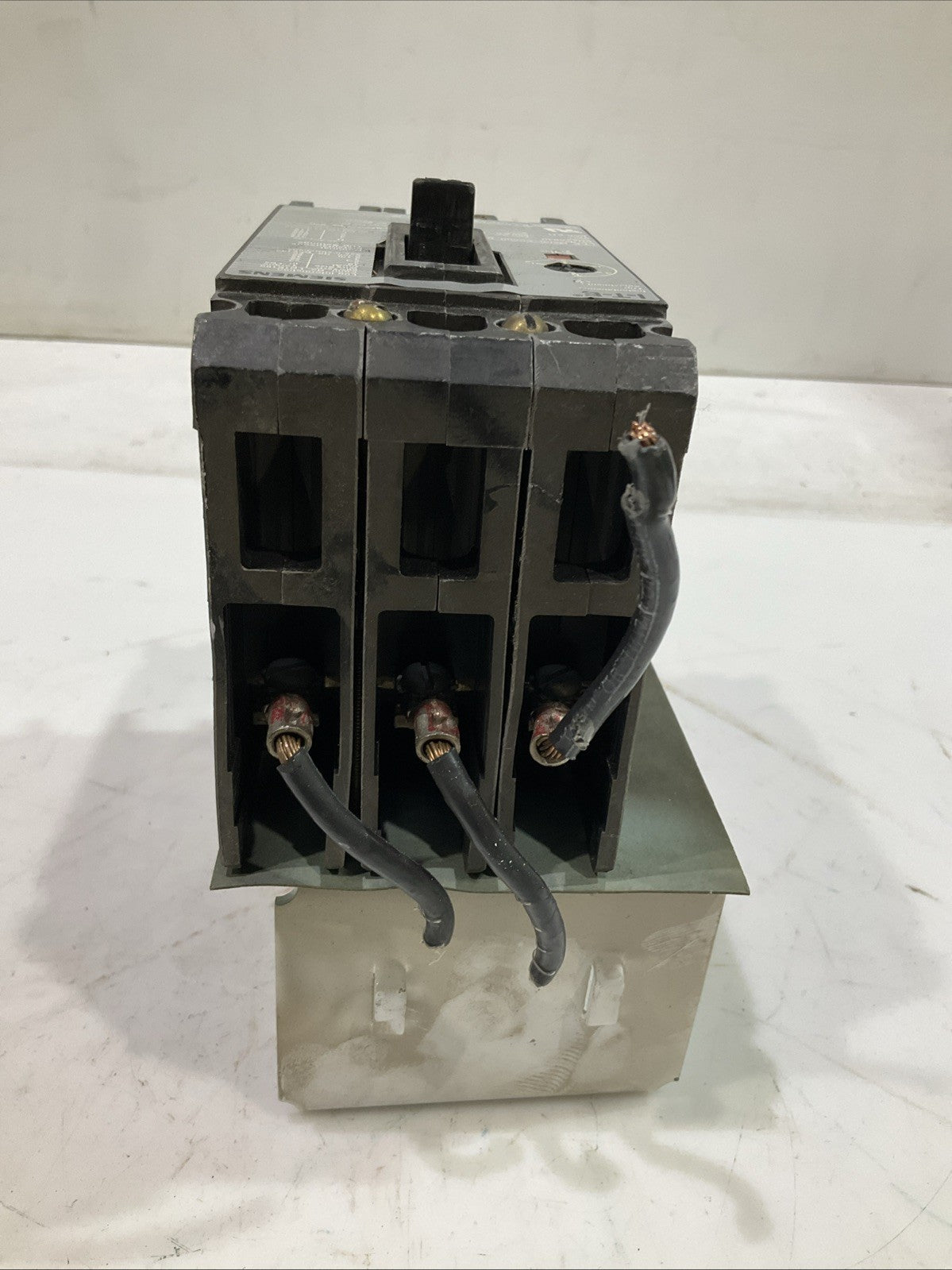 SIEMENS I.T.E  ED63A040 MOTOR  CIRCUIT BREAKER  INTERRUPTER  F2M