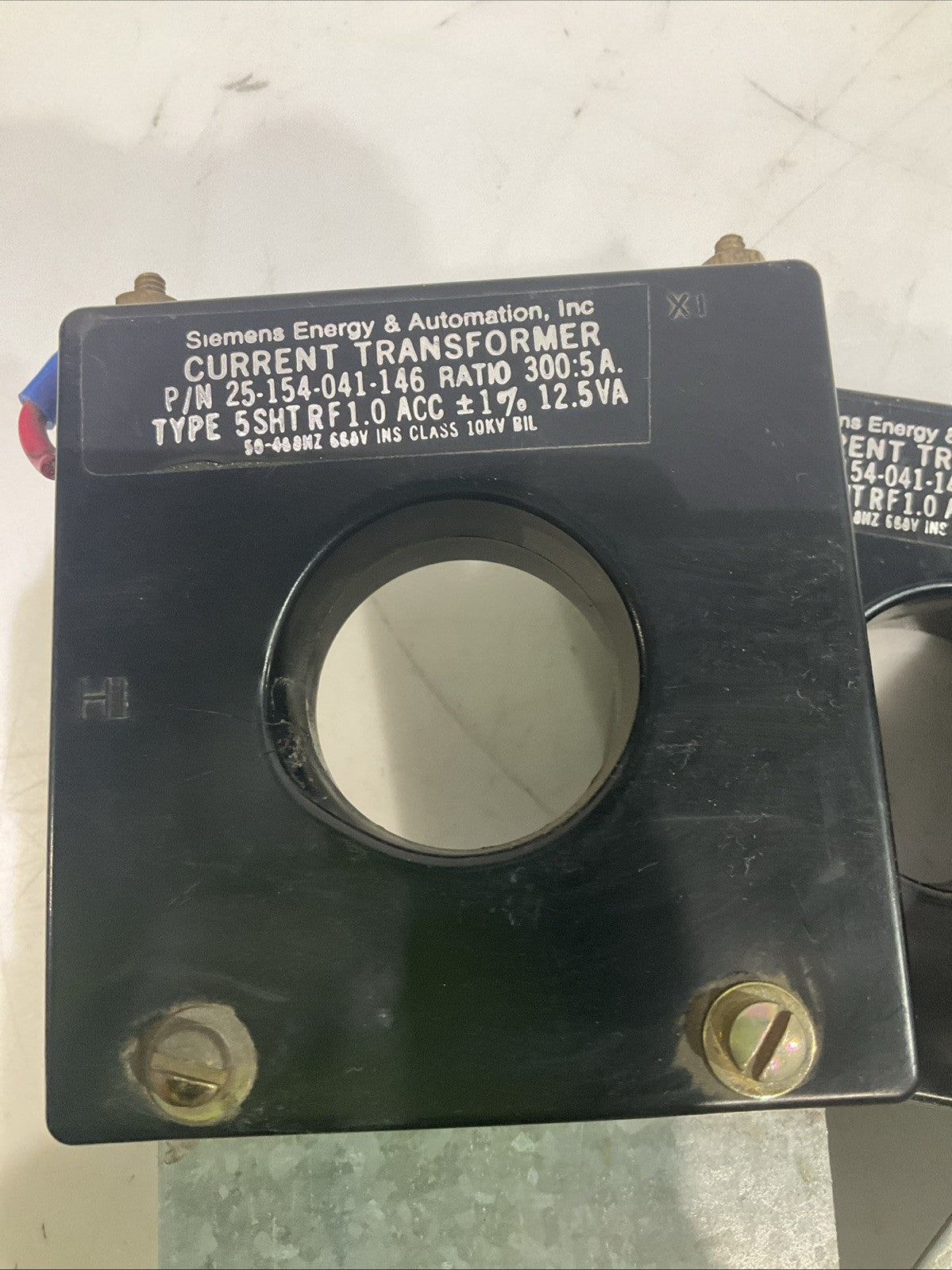 SIEMENS 25-154-041-146 CURRENT TRANSFORMER CIRCUIT BREAKER 300.5 F2M LOT OF 3