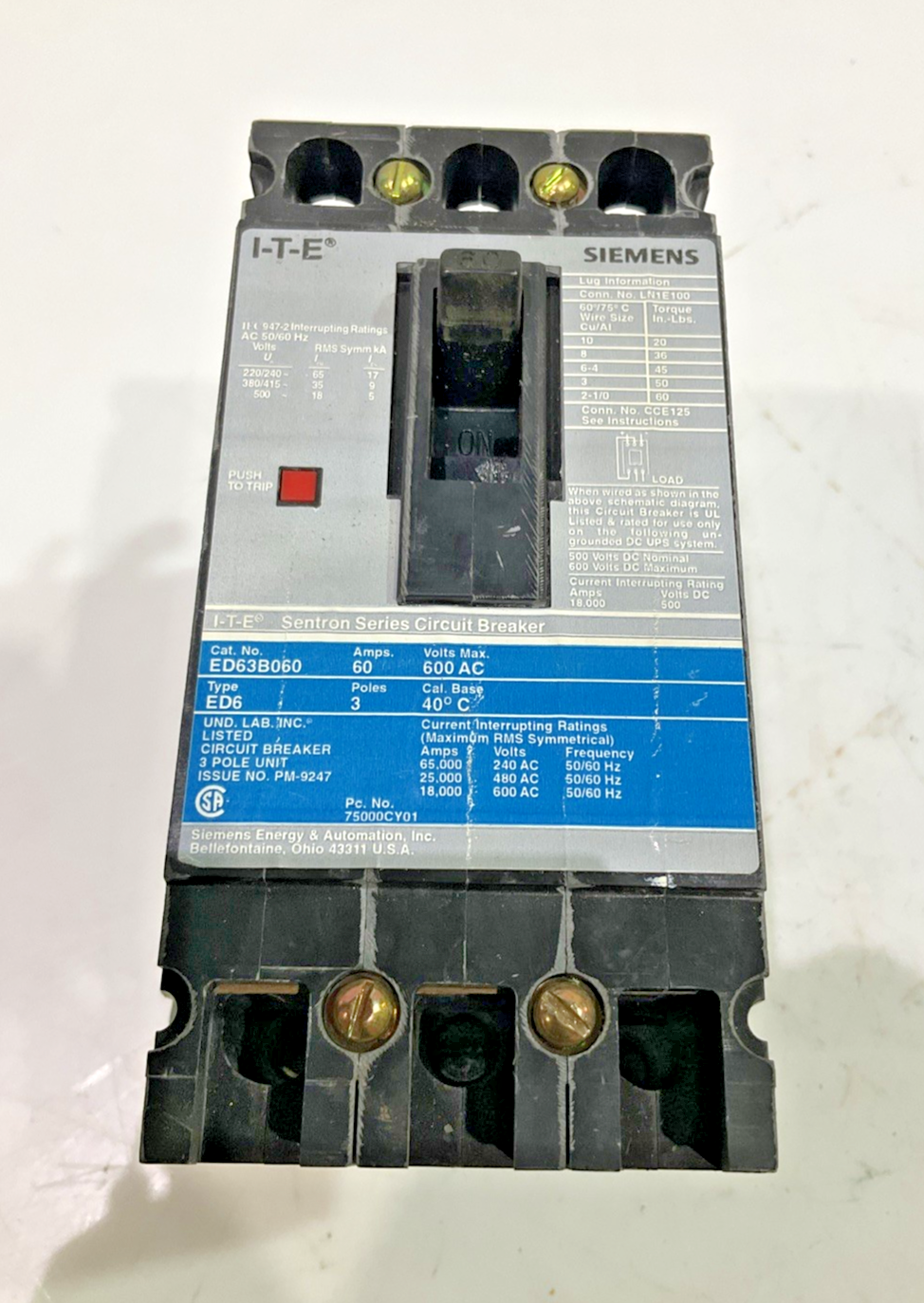 SIEMENS I-T-E  ED63B060  SENTRON SIRIES 3POLE CIRCUIT BREAKER  60AMPS  600AC F2M