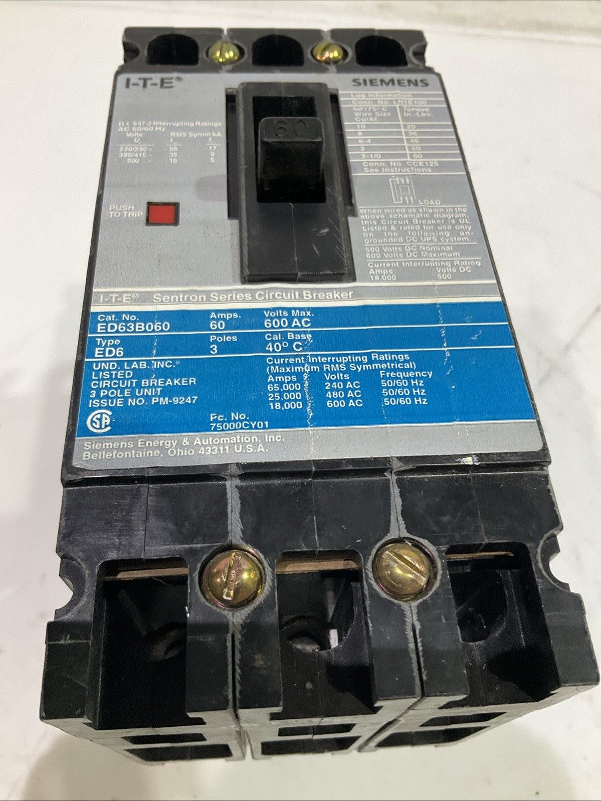 SIEMENS I-T-E  ED63B060  SENTRON SIRIES 3POLE CIRCUIT BREAKER  60AMPS  600AC F2M