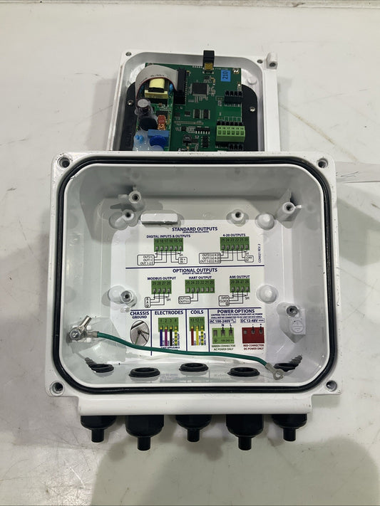 MCCROMETER  E22-08210  ELECTROMAGNETIC  FLOWMETER  CONVERTER  K2M