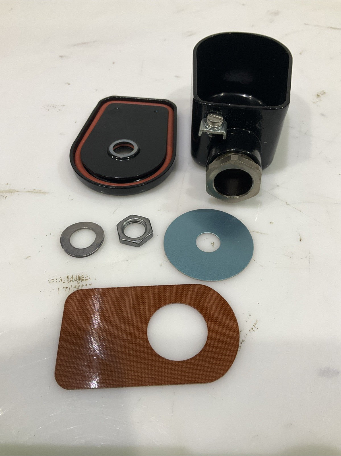 PARKER/LUCIFER  497272  SOLENOID  COIL COVER  24VDC  J8K
