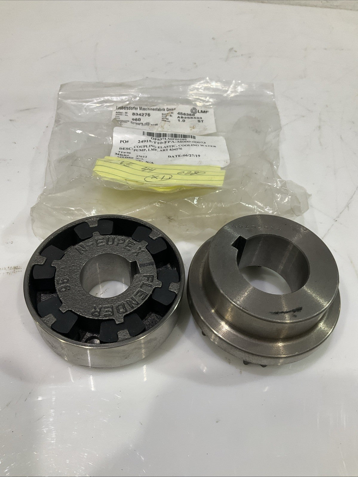 FLENDER N-EUPEX  T4-95  46260892  TYPE B PIN COUPLING  SHAFT  J8K