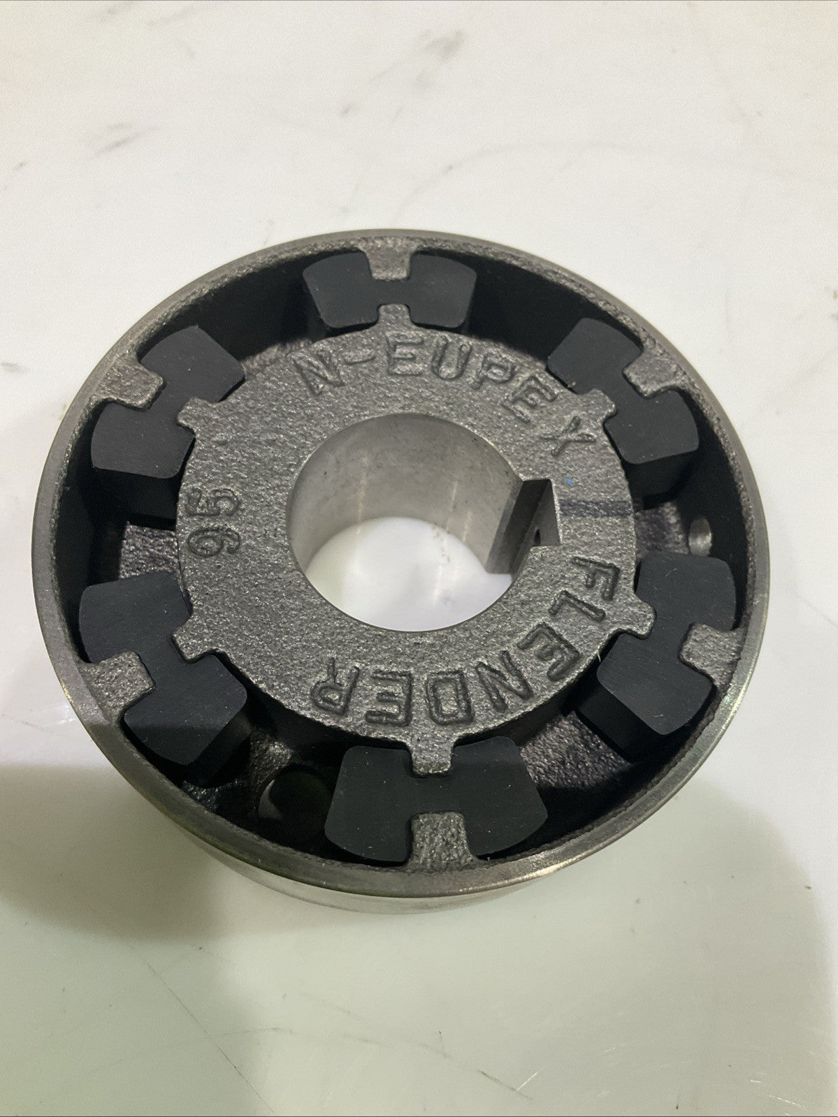 FLENDER N-EUPEX  T4-95  46260892  TYPE B PIN COUPLING  SHAFT  J8K