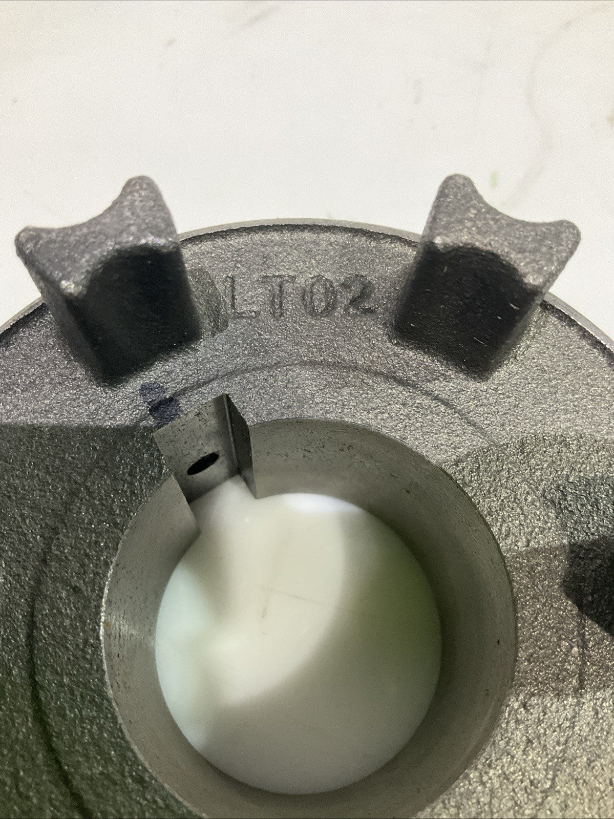 FLENDER N-EUPEX  T4-95  46260892  TYPE B PIN COUPLING  SHAFT  J8K