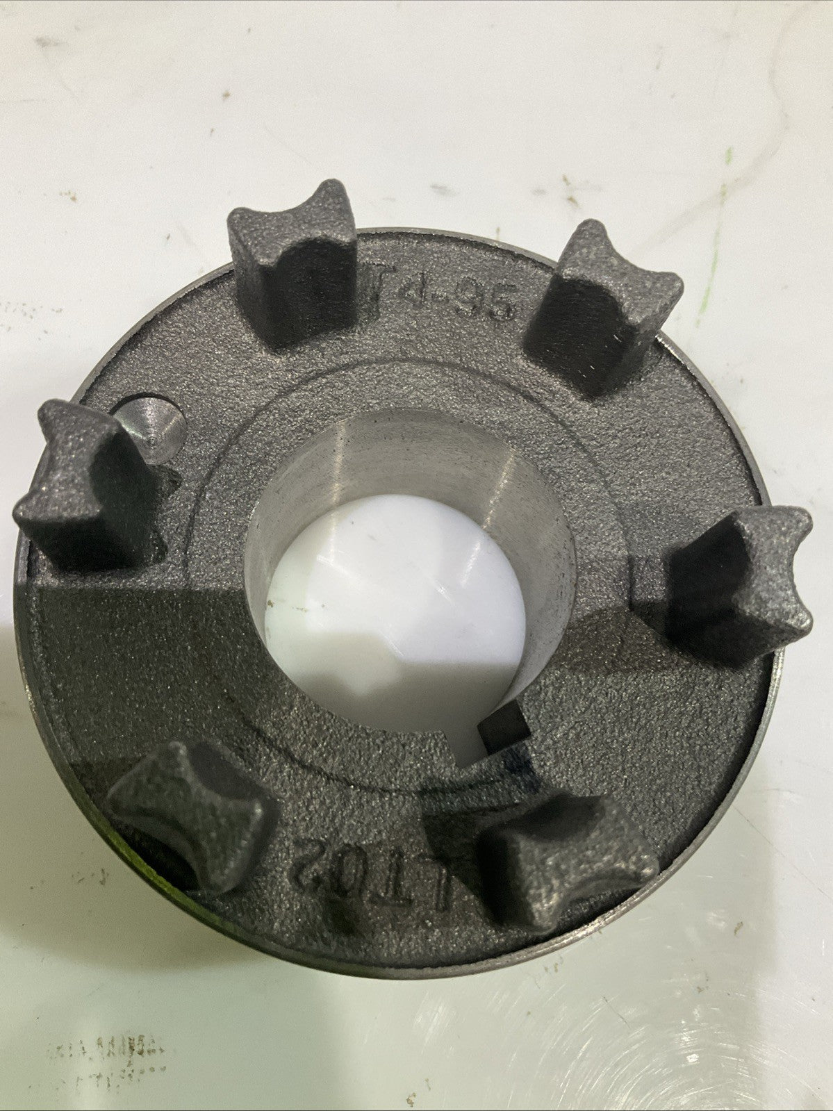 FLENDER N-EUPEX  T4-95  46260892  TYPE B PIN COUPLING  SHAFT  J8K