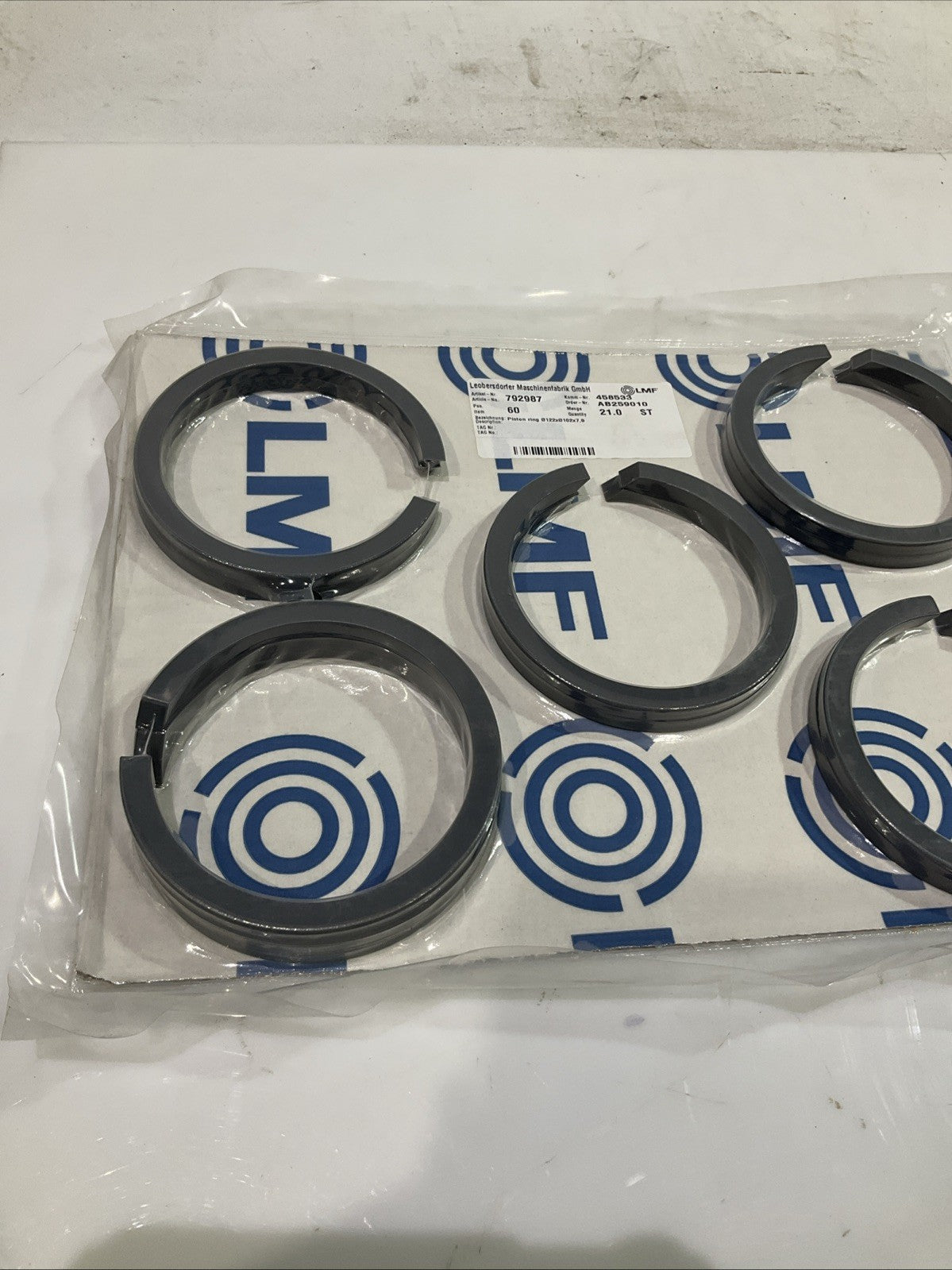 LMF  792987  458533 PISTON CYLINDER  RING 122X102X7.9MM  LOT OF 5  J8K