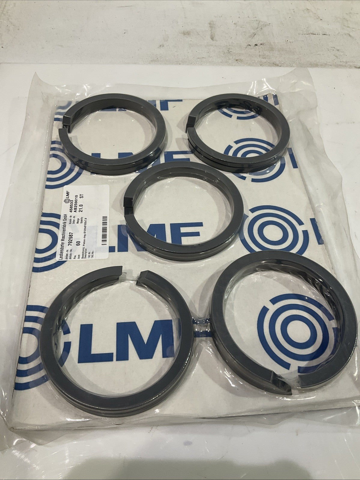 LMF  792987  458533 PISTON CYLINDER  RING 122X102X7.9MM  LOT OF 5  J8K