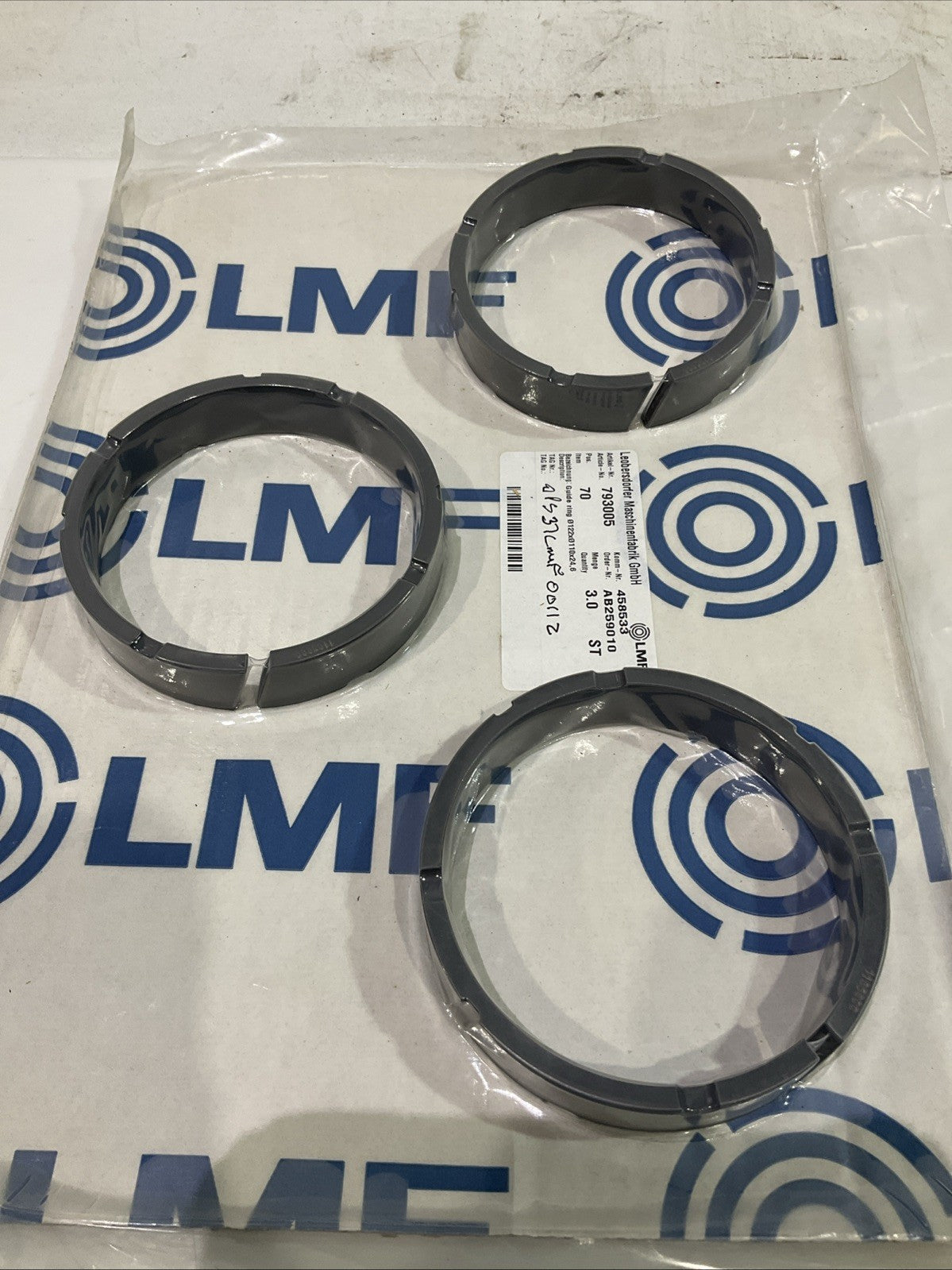 LMF  793005  GUIDE RING  122X110X24.6  LOT OF  3  J8K