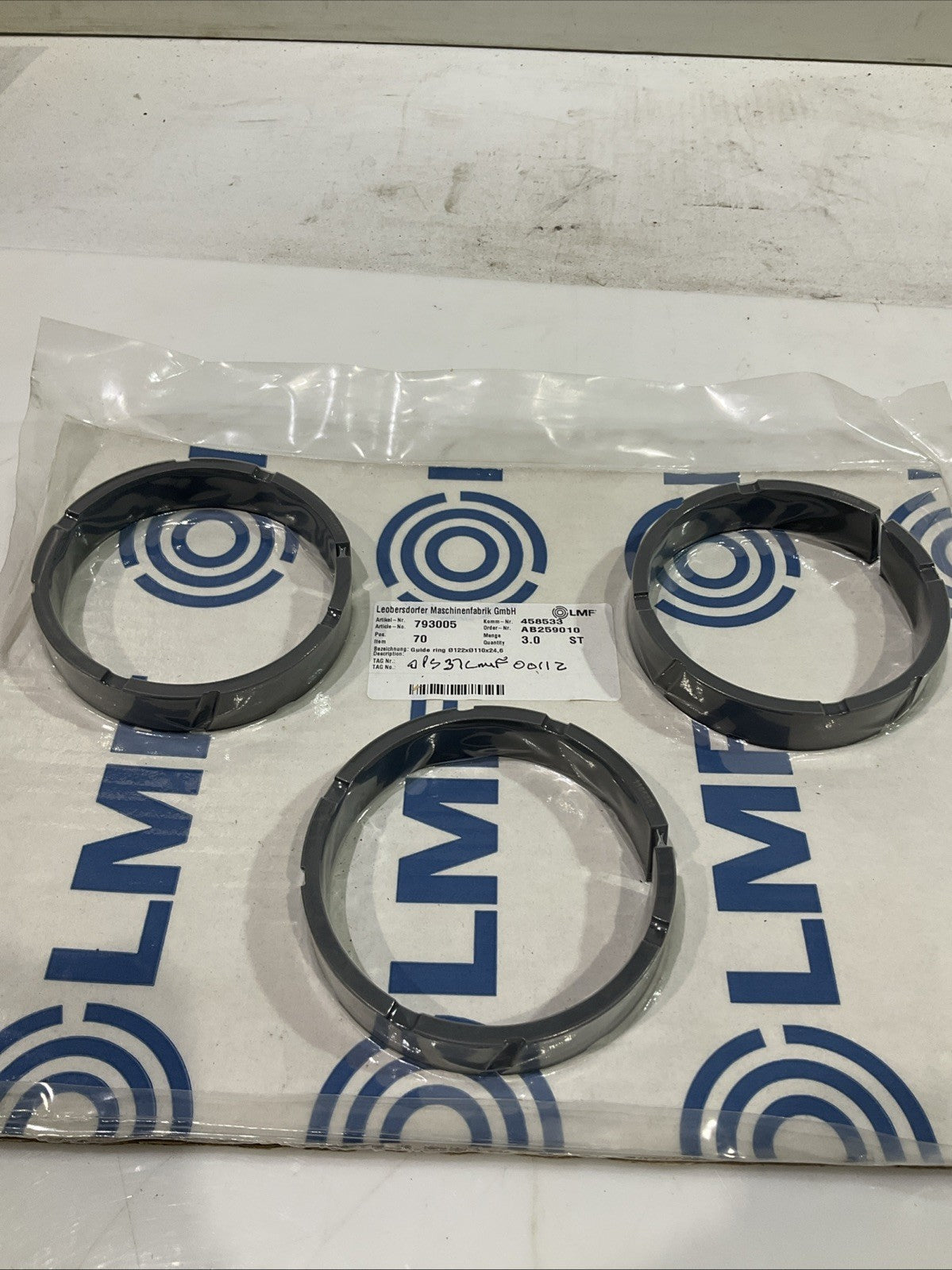 LMF  793005  GUIDE RING  122X110X24.6  LOT OF  3  J8K