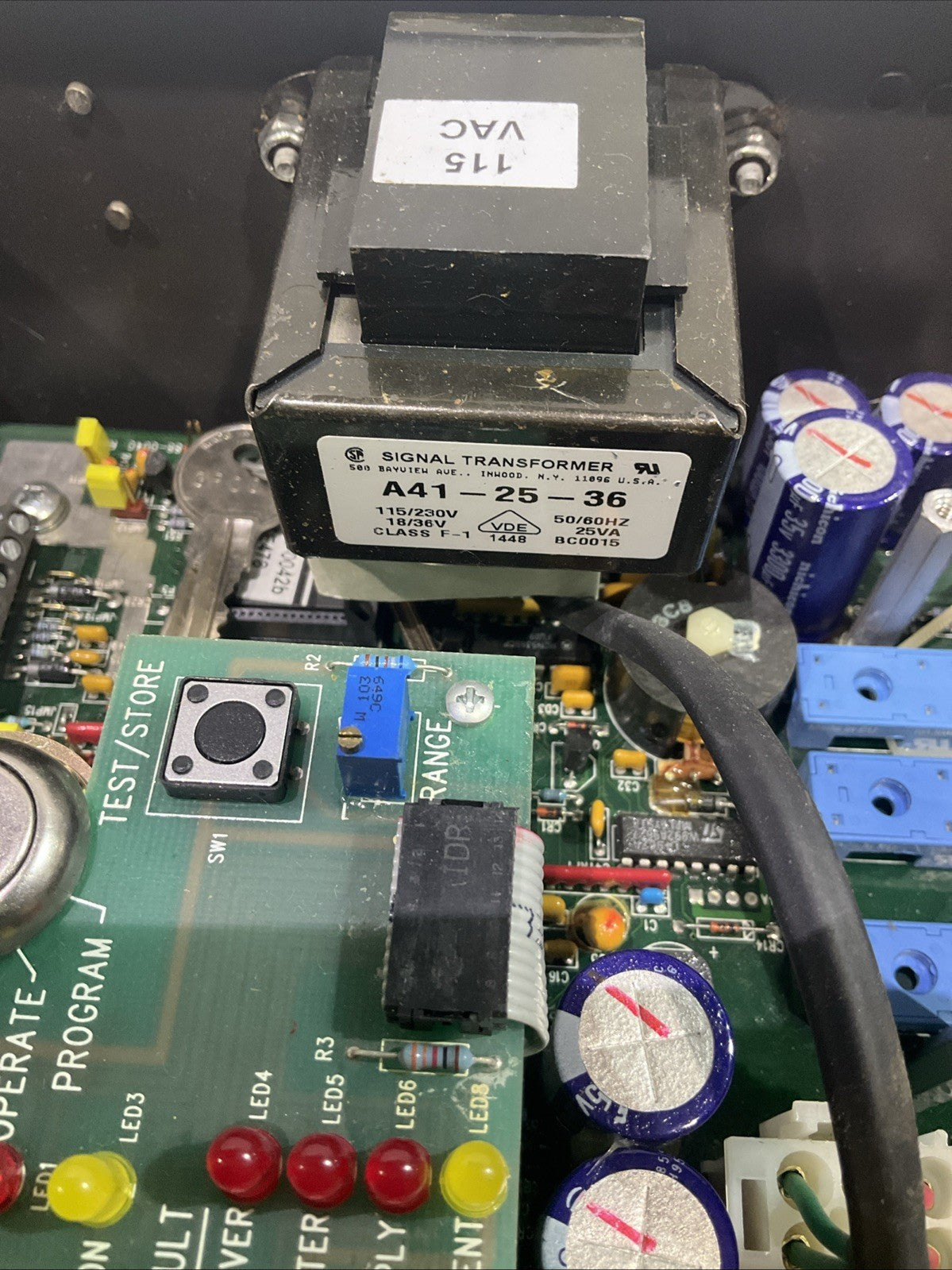 STI  MS432B2-AC1-15X-05R-U LIGHT CURTAIN CONTROLLER CIRCUIT BOARD BOX 115VAC Y2M