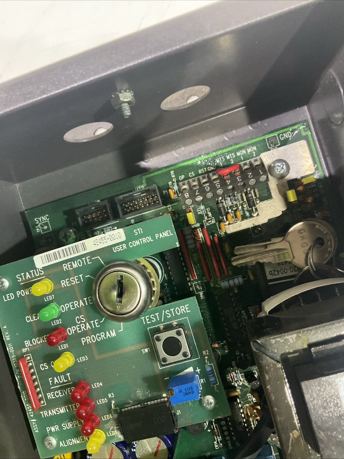 STI  MS432B2-AC1-15X-05R-U LIGHT CURTAIN CONTROLLER CIRCUIT BOARD BOX 115VAC Y2M