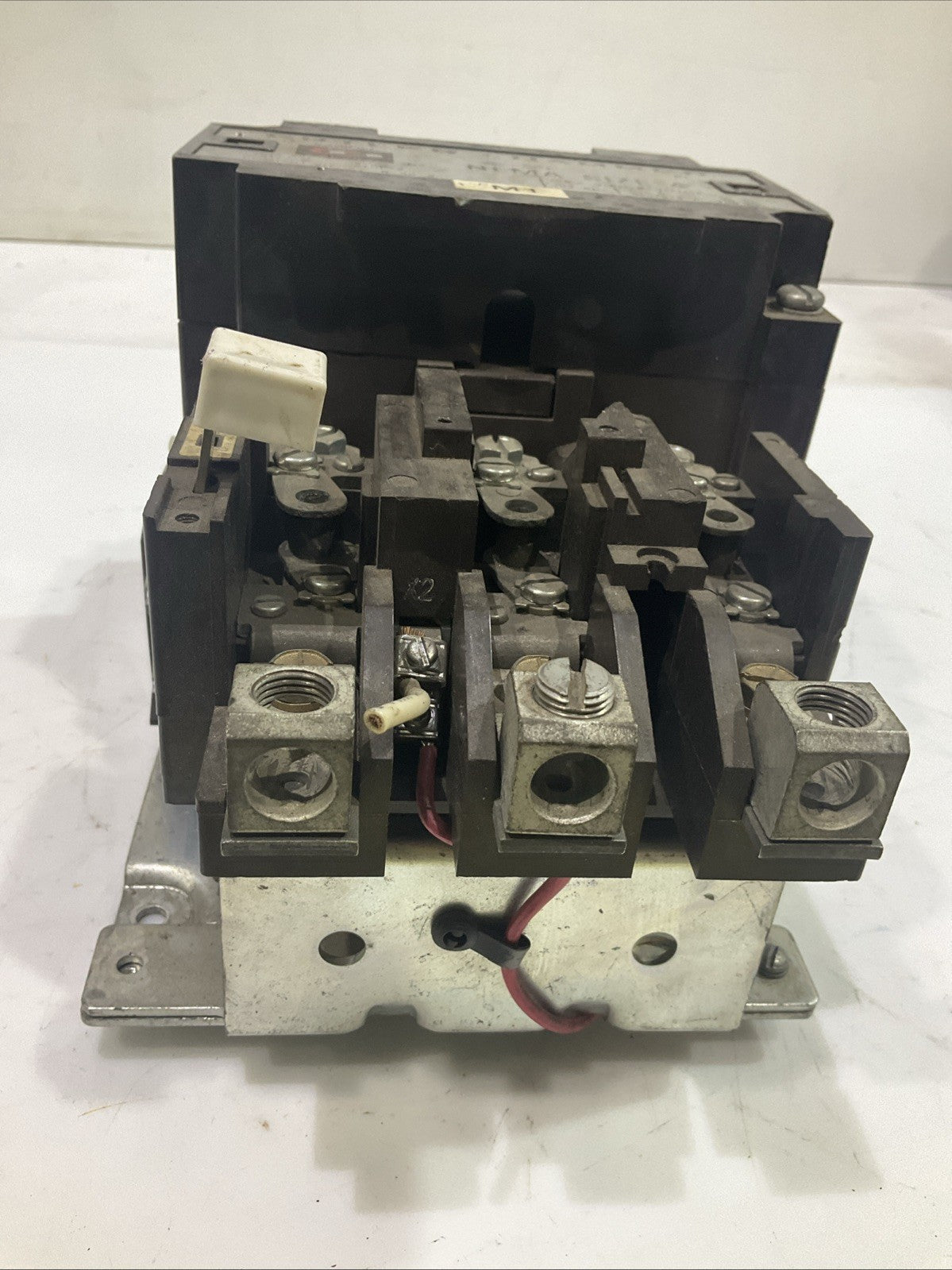 CUTLER - HAMMER  A10F-2  NEMA STARTED SIZE 4  STARTER  460/575V  135AMP  Y2M