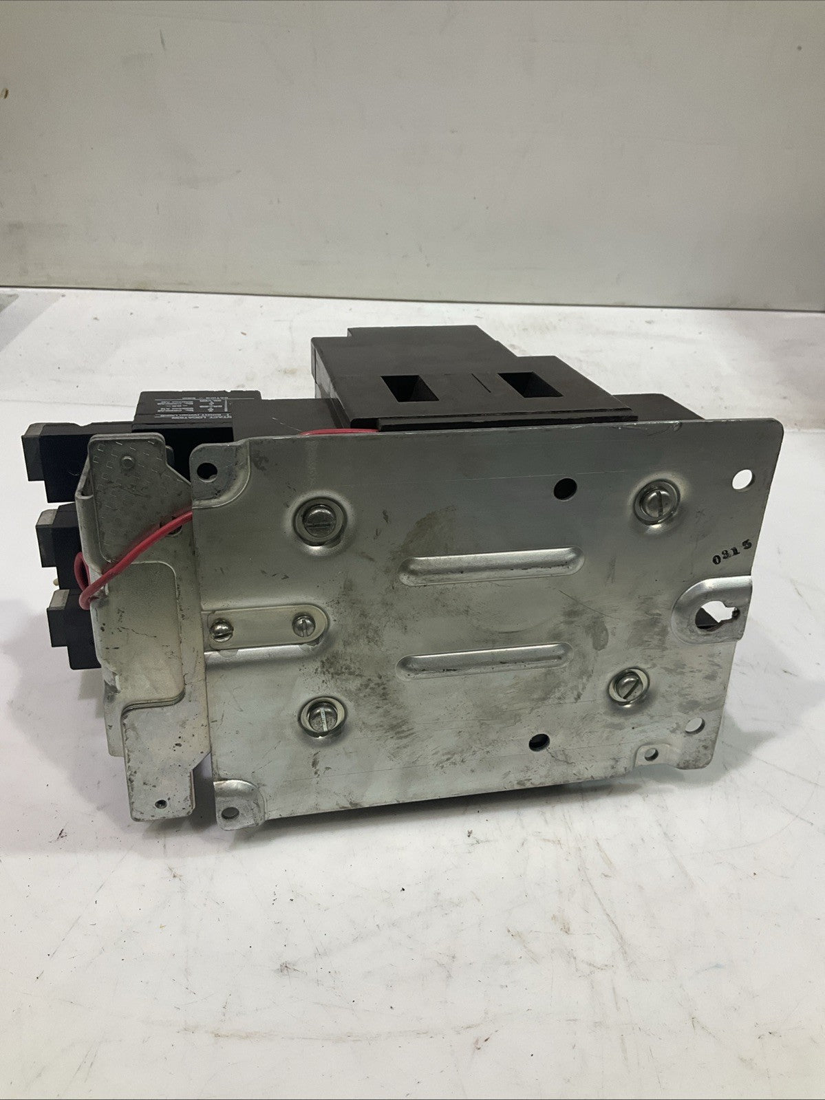 CUTLER - HAMMER  A10F-2  NEMA STARTED SIZE 4  STARTER  460/575V  135AMP  Y2M