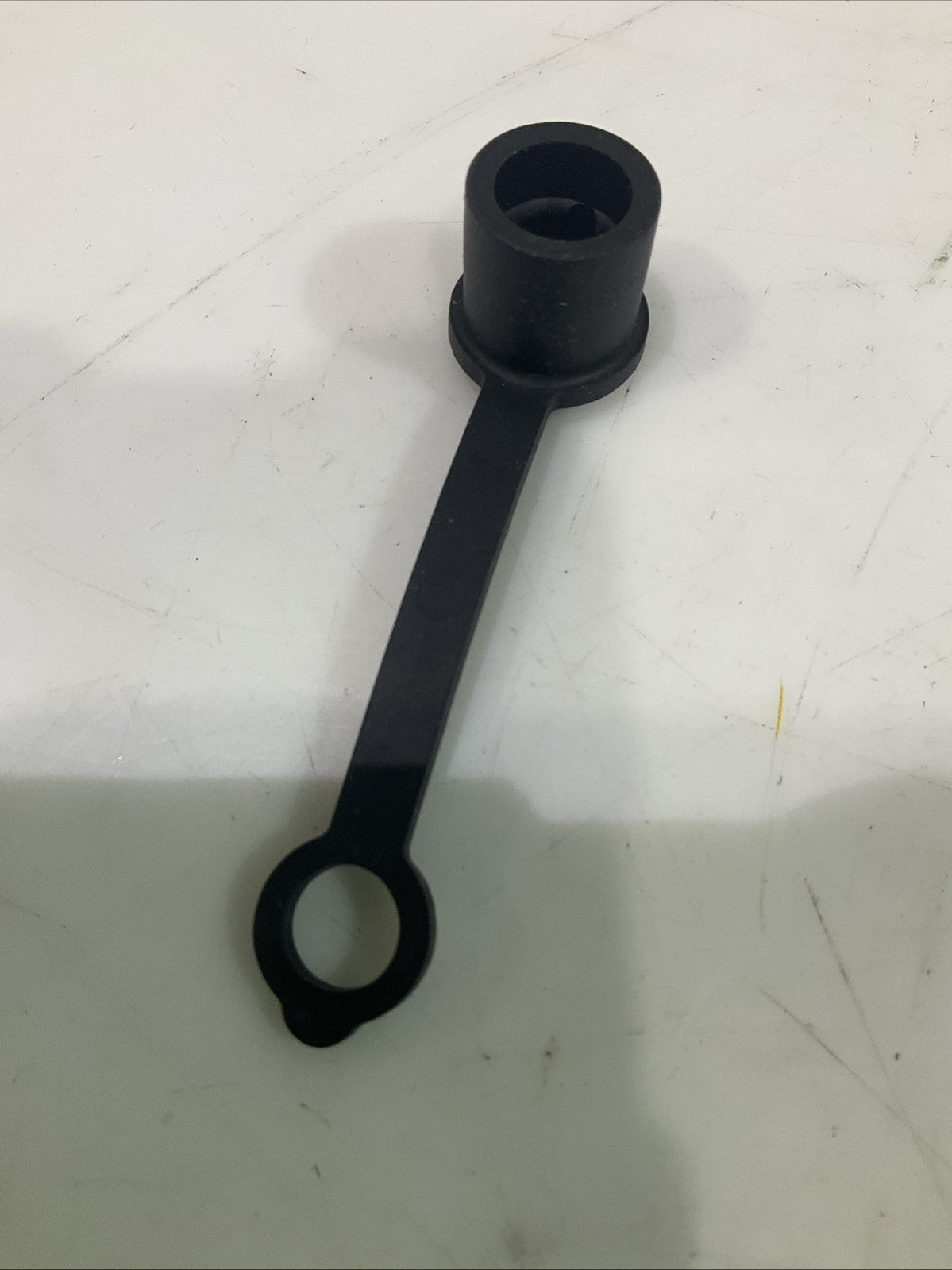 PARKER  PD6-285  QUICK  1/8 BODY  DUST CUP DIVISION  LOT OF 50   Y2M