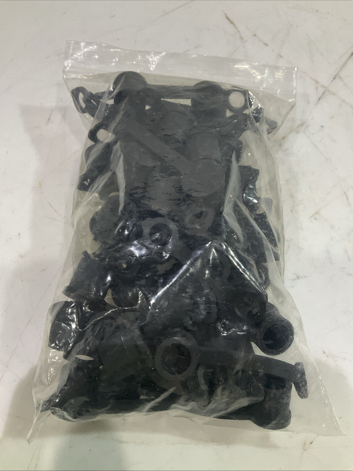 PARKER  PD6-285  QUICK  1/8 BODY  DUST CUP DIVISION  LOT OF 50   Y2M