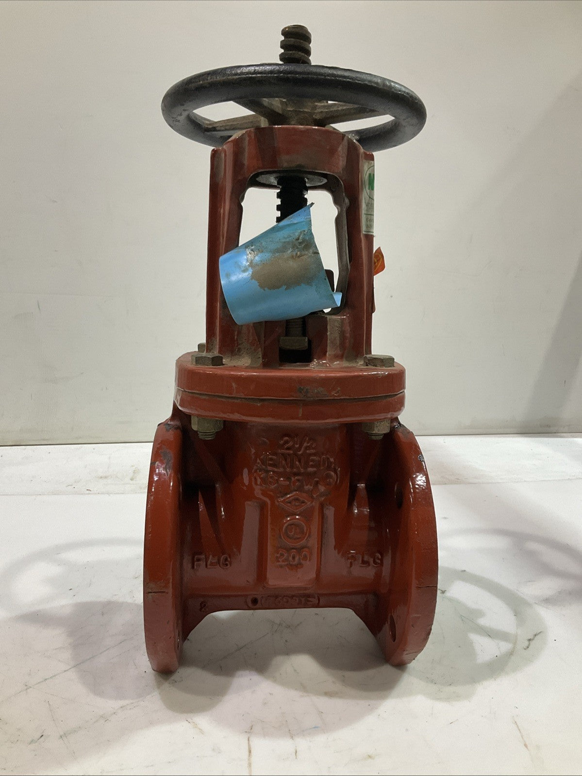 KENNEDY   KS-FW-O-200  RESILIENT 2-1/2" WEDGE  GATE VALVE  V2M