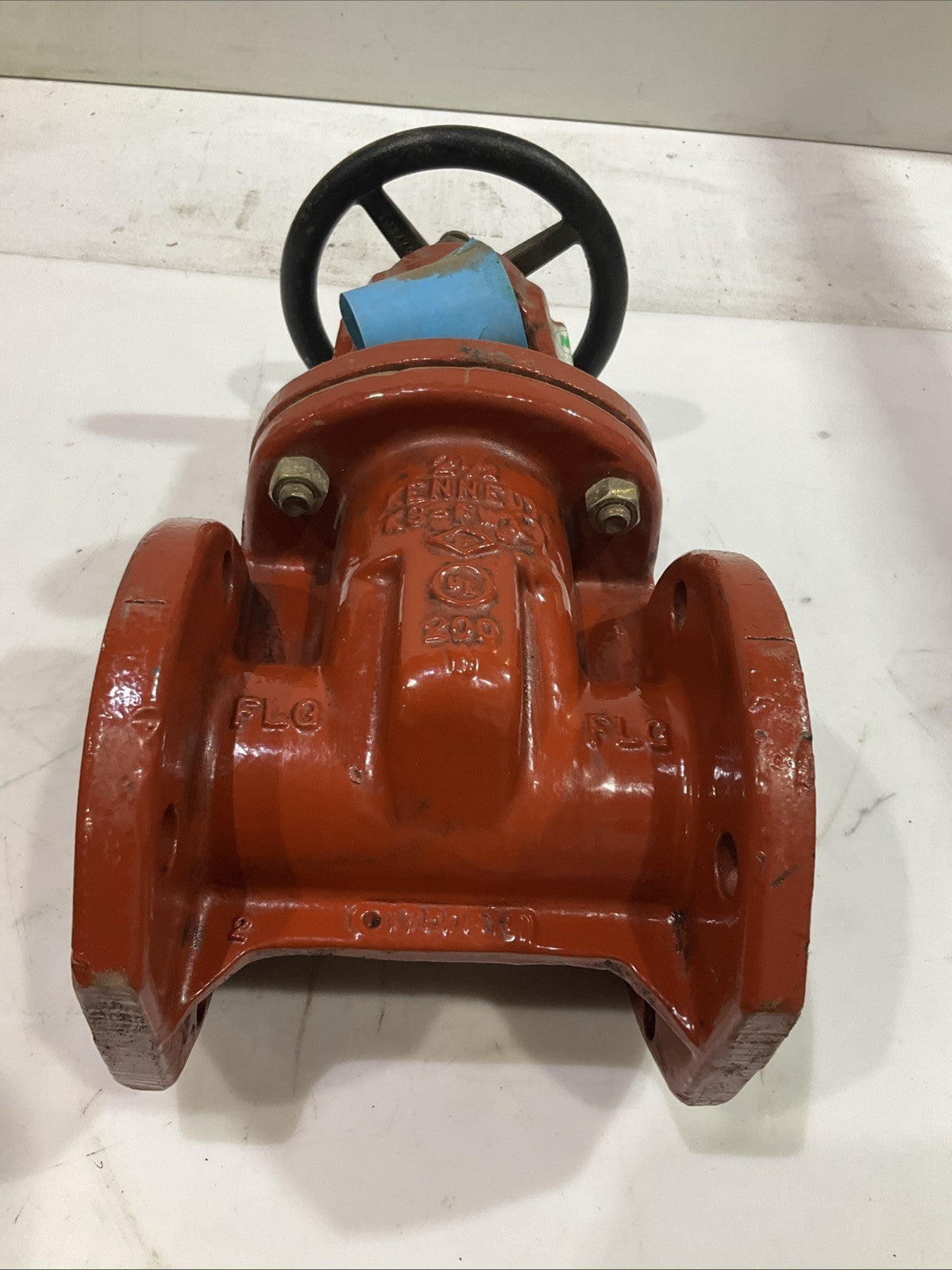 KENNEDY   KS-FW-O-200  RESILIENT 2-1/2" WEDGE  GATE VALVE  V2M