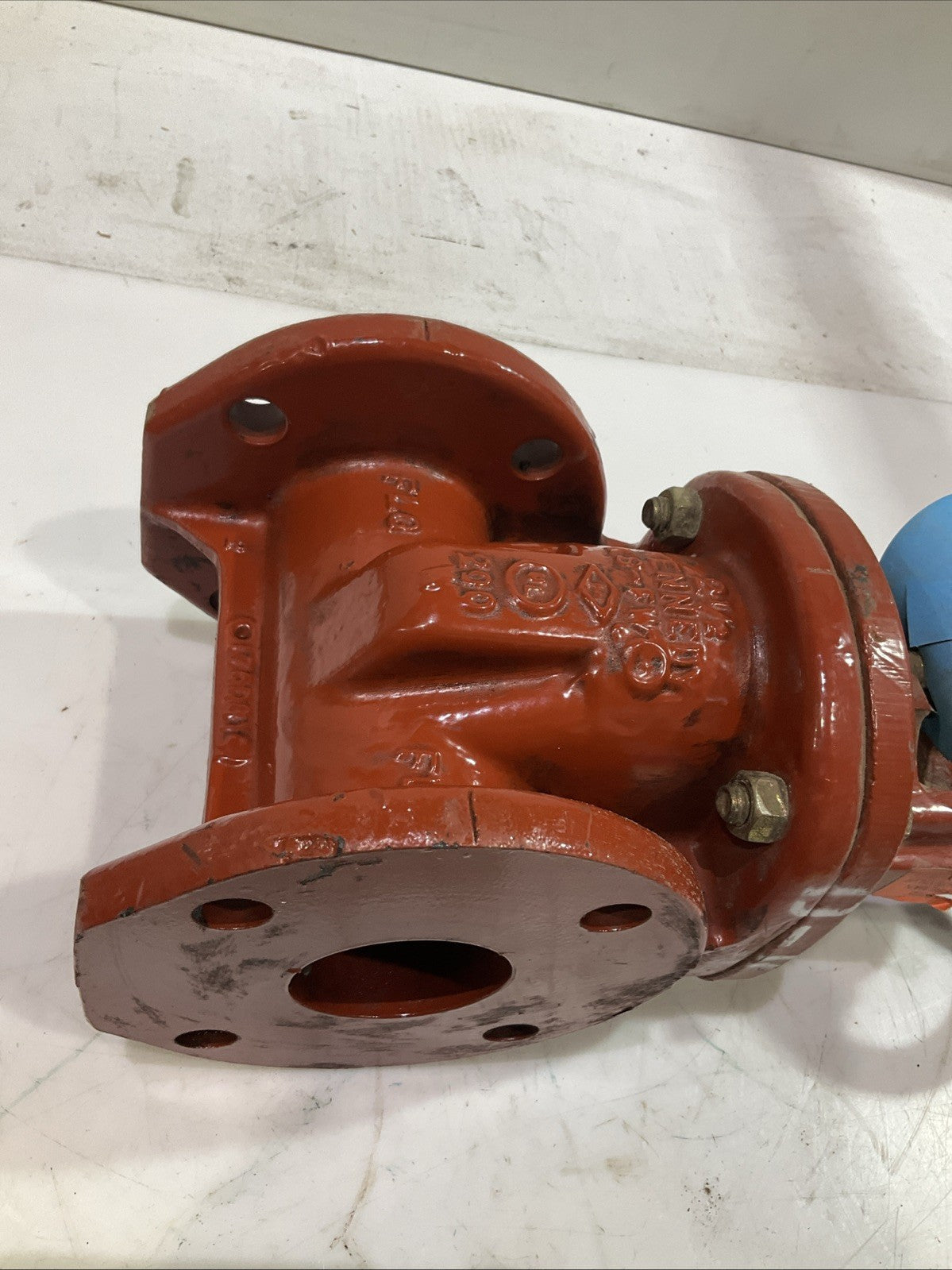 KENNEDY   KS-FW-O-200  RESILIENT 2-1/2" WEDGE  GATE VALVE  V2M
