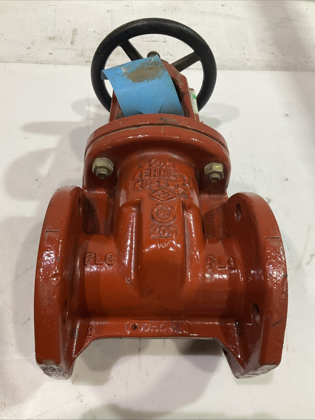 KENNEDY   KS-FW-O-200  RESILIENT 2-1/2" WEDGE  GATE VALVE  V2M
