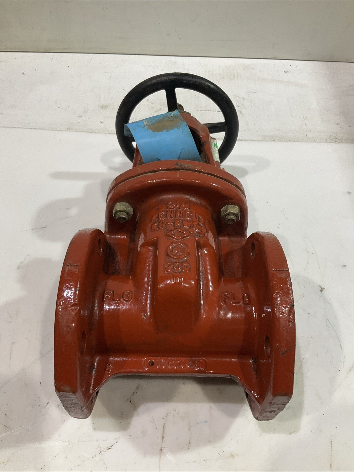 KENNEDY   KS-FW-O-200  RESILIENT 2-1/2" WEDGE  GATE VALVE  V2M