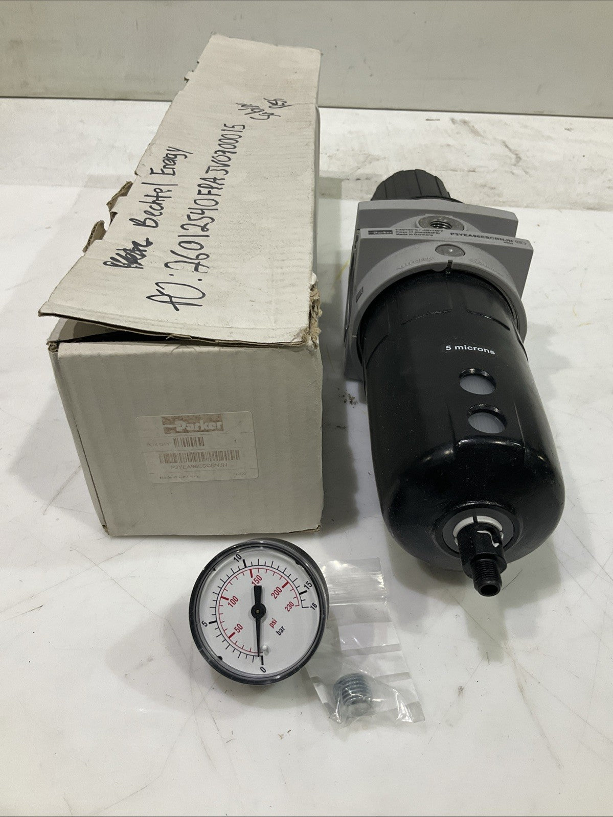 PARKER  P3YEA96ESCBNJN  REGULATOR PNEUMATIC FILTER  WATTS  Q9W