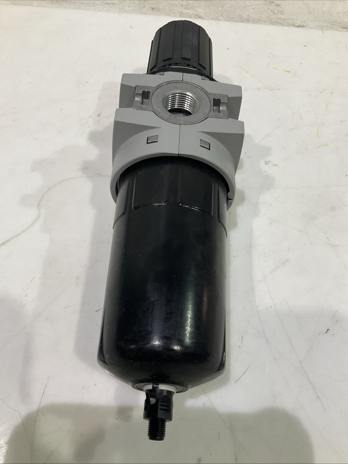 PARKER  P3YEA96ESCBNJN  REGULATOR PNEUMATIC FILTER  WATTS  Q9W